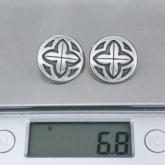 Cross Pattern Button Clip On Earrings | Vintage Sterling Silver 925 - Picture 4 of 5